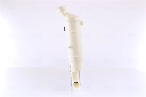 Radiador de esfriamento de motor Nissens 63521A preço, a partir de 101,98 USD