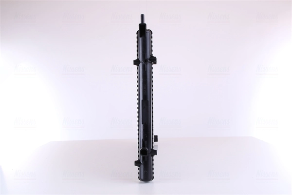 Radiador de esfriamento de motor Nissens 65277 preço, a partir de 73,52 USD