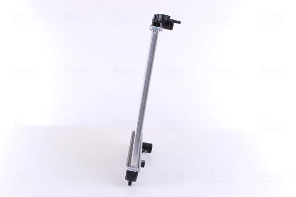 Compre 67100 Nissens Radiador de esfriamento de motor