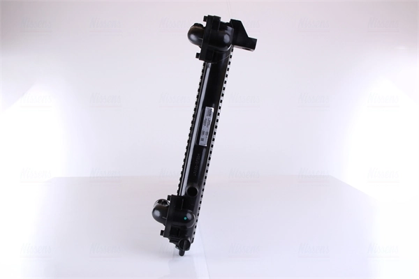 Radiador de esfriamento de motor Nissens 63701 preço, a partir de 115,69 USD
