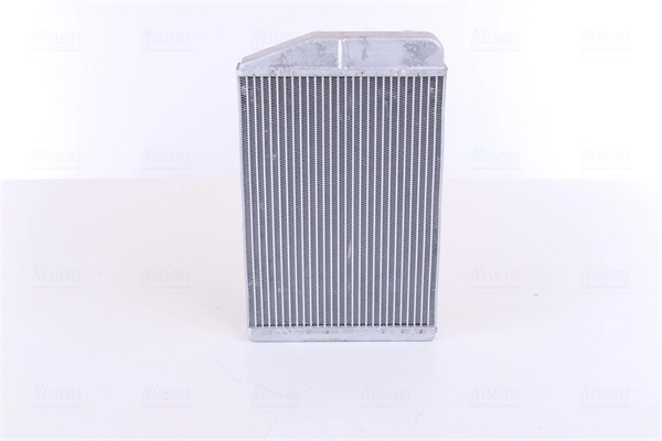 Radiador de forno (de aquecedor) Nissens 73989 preço, a partir de 61,25 USD