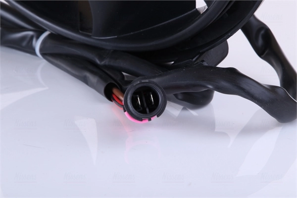 Compre Ventilador elétrico de esfriamento montado (motor + roda de aletas) Volkswagen Jetta 7