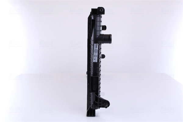 Compre 637616 Nissens Radiador de esfriamento de motor