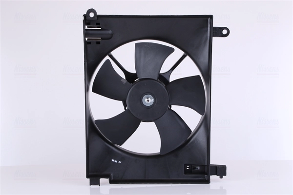 85063 Nissens Difusor do radiador de esfriamento, montado com motor e roda de aletas