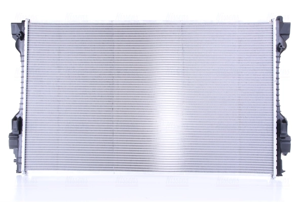 Radiador de esfriamento de motor Nissens 63779 preço, a partir de 272,26 USD
