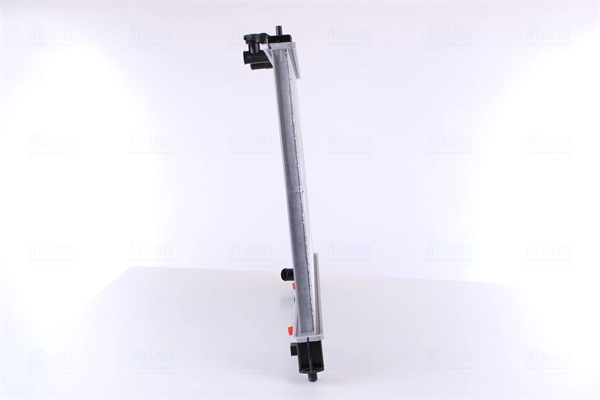 Radiador de esfriamento de motor Nissens 68524 preço, a partir de 193,20 USD