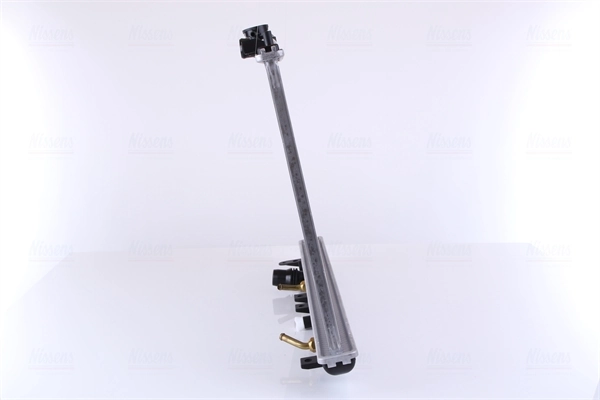 Radiador de esfriamento de motor Nissens 68152 preço, a partir de 134,31 USD
