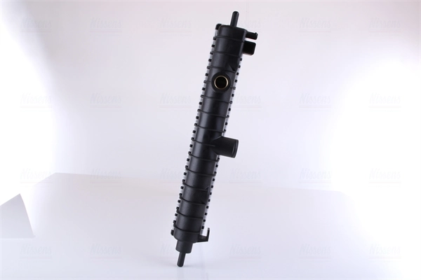 Compre 63058A Nissens Radiador de esfriamento de motor