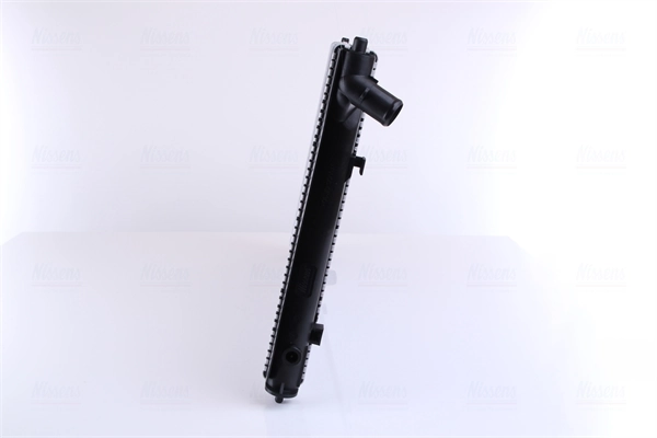 Compre 64679A Nissens Radiador de esfriamento de motor