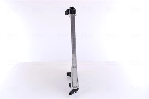 Radiador de esfriamento de motor Nissens 61284 preço, a partir de 47,90 USD