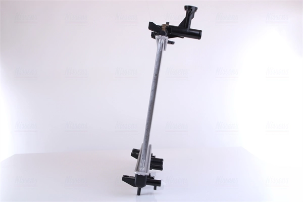 Compre 613MBA241 TYC Radiador de esfriamento de motor