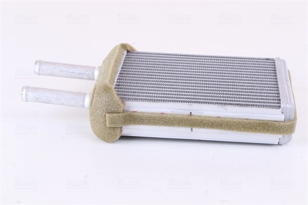 Radiador de forno (de aquecedor) 77524 Nissens