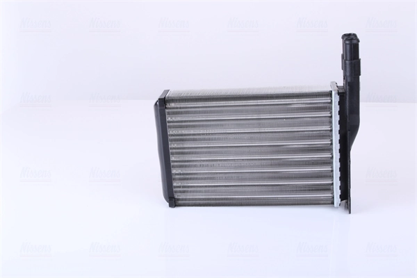 Radiador de forno (de aquecedor) Nissens 733591 preço, a partir de 30,34 USD