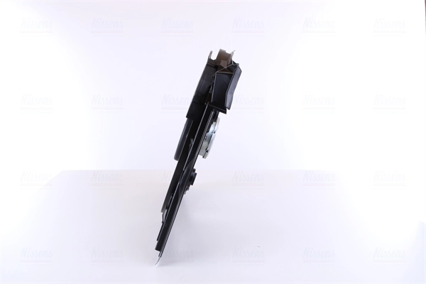 85420 Nissens Difusor do radiador de esfriamento, montado com motor e roda de aletas