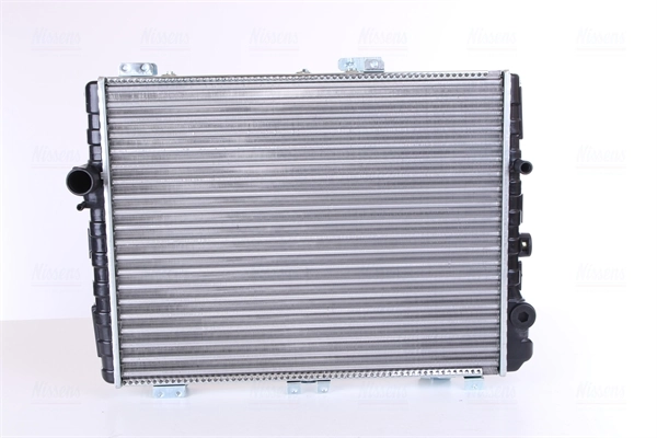 Compre Radiador de esfriamento de motor Audi 80 