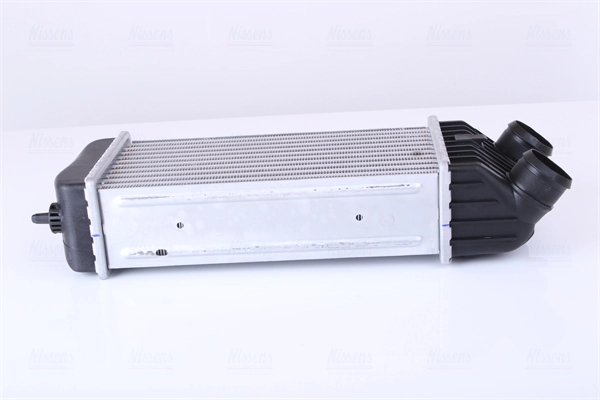 Radiador de intercooler 96612 Nissens