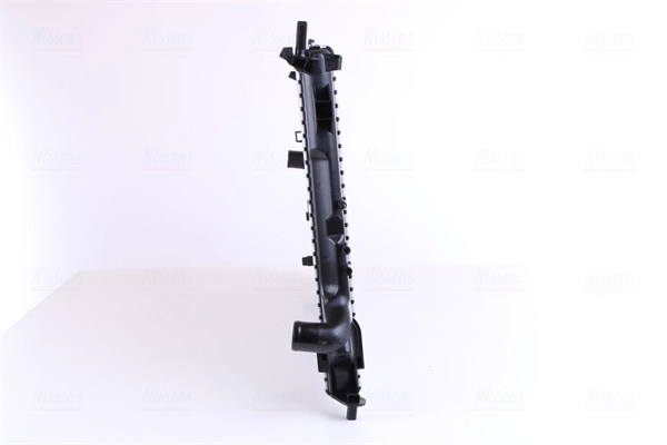 Radiador de esfriamento de motor Nissens 63123 preço, a partir de 141,72 USD