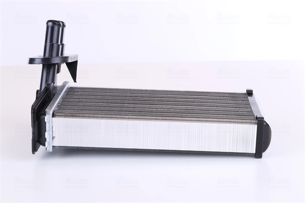 Radiador de forno (de aquecedor) 73962 Nissens