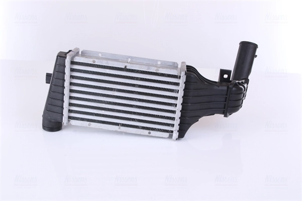 Radiador de intercooler Nissens 96788 preço, a partir de 40,86 USD