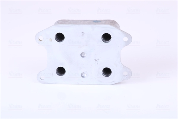 Radiador de óleo Nissens 90810 preço, a partir de 61,40 USD