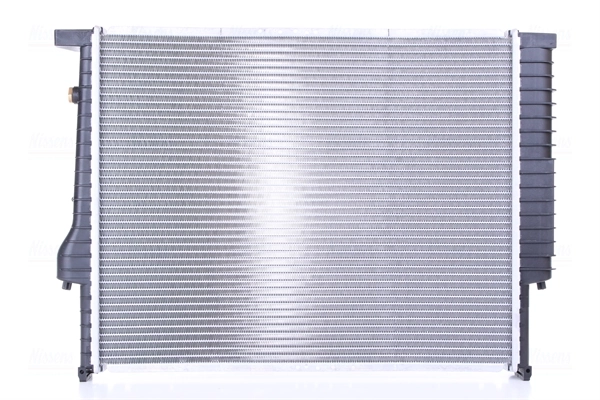 Radiador de esfriamento de motor Nissens 60619A preço, a partir de 128,61 USD