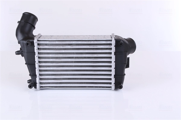 Radiador de intercooler Nissens 96698 preço, a partir de 76,15 USD