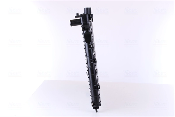 Radiador de esfriamento de motor Nissens 64310A preço, a partir de 142,52 USD