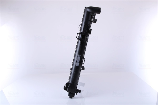 Radiador de esfriamento de motor Nissens 61023 preço, a partir de 202,80 USD