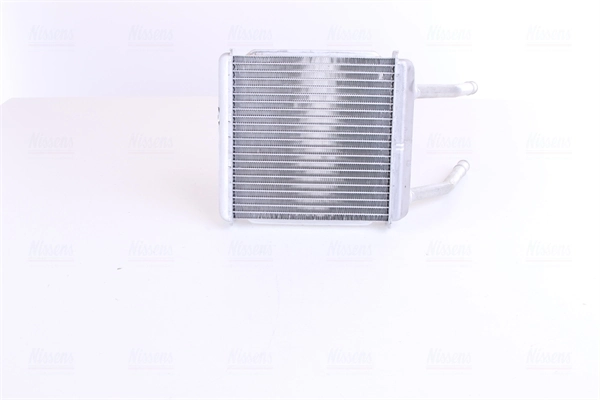 Radiador de esfriamento de motor Nissens 726531 preço, a partir de 61,13 USD