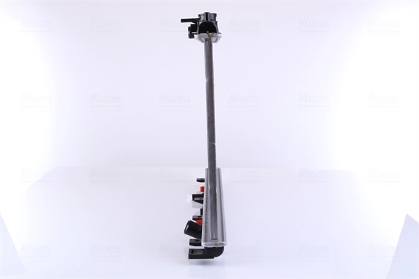 Radiador de esfriamento de motor Nissens 68104 preço, a partir de 129,51 USD