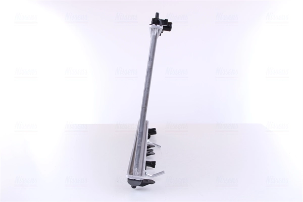 Radiador de esfriamento de motor Nissens 646991 preço, a partir de 124,17 USD