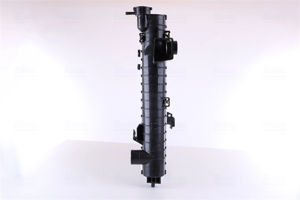 Radiador de esfriamento de motor Nissens 69018 preço, a partir de 228,20 USD