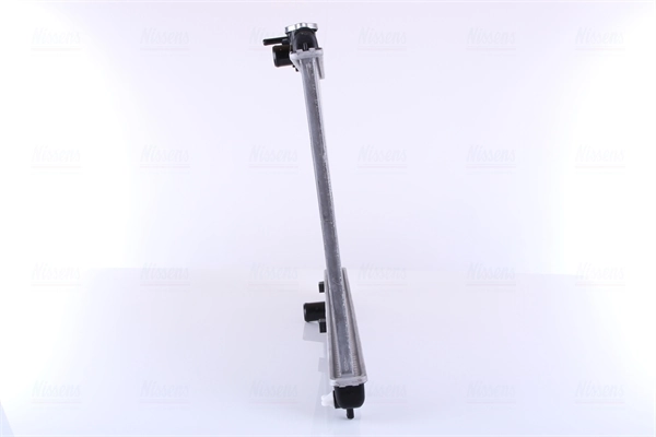 Radiador de esfriamento de motor Nissens 64786A preço, a partir de 80,02 USD