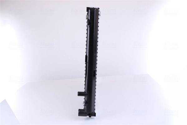 Radiador de esfriamento de motor Nissens 62696A preço, a partir de 173,88 USD