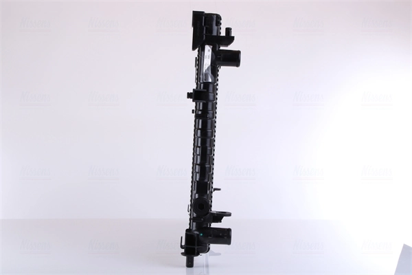 Compre 63843A Nissens Radiador de esfriamento de motor