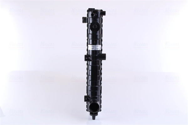 Radiador de esfriamento de motor Nissens 63523 preço, a partir de 94,03 USD