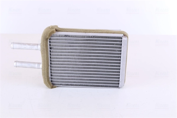 Radiador de forno (de aquecedor) Nissens 77524 preço, a partir de 115,11 USD