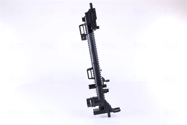 Radiador de esfriamento de motor Nissens 61924 preço, a partir de 105,56 USD
