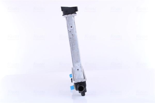 Radiador de esfriamento de motor Nissens 62550 preço, a partir de 93,59 USD