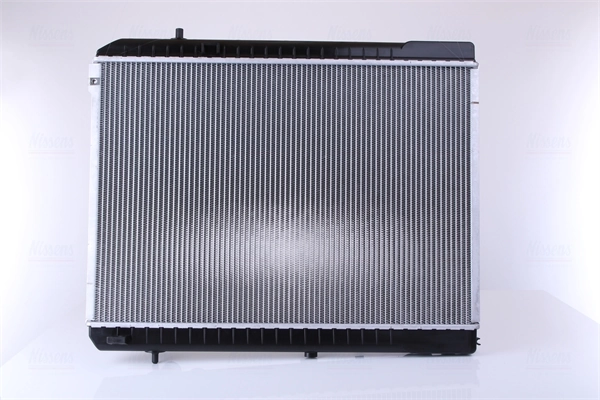 666230 Nissens Radiador de esfriamento de motor