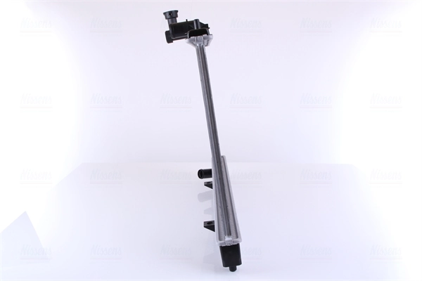 Radiador de esfriamento de motor Nissens 62466A preço, a partir de 95,34 USD