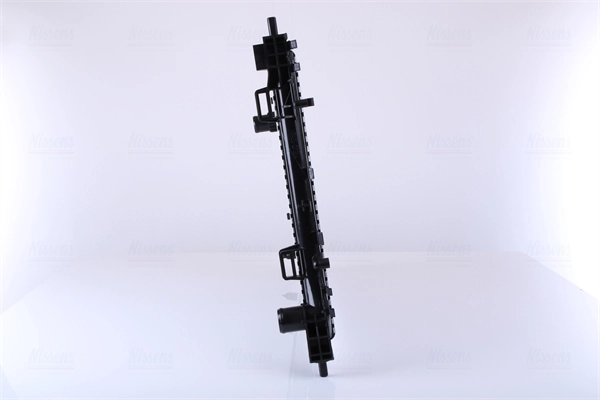 Radiador de esfriamento de motor Nissens 630753 preço, a partir de 117,48 USD