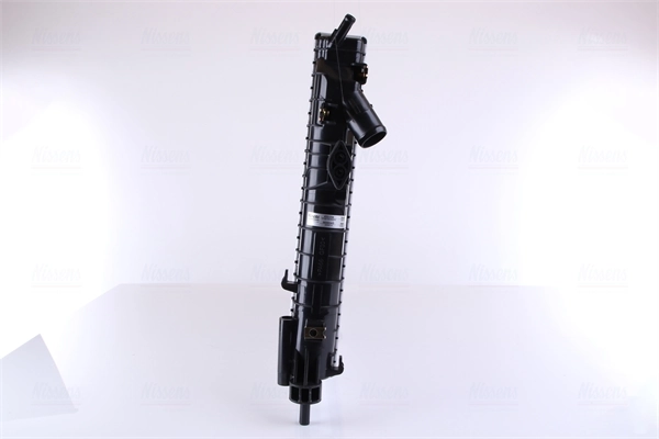 Compre 63115A Nissens Radiador de esfriamento de motor