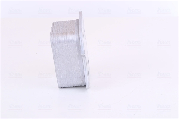 90824 Nissens Radiador de óleo (frigorífico), debaixo de filtro