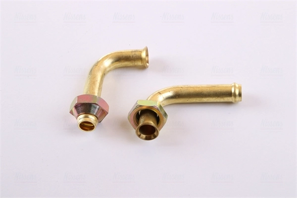 Radiador de esfriamento de motor 67715 Nissens