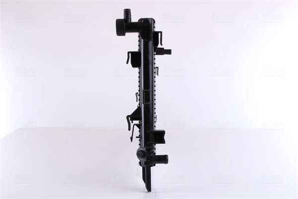 Radiador de esfriamento de motor Nissens 68773 preço, a partir de 110,43 USD