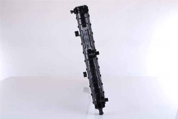 Radiador de esfriamento de motor Nissens 61859 preço, a partir de 100,38 USD