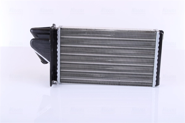 Radiador de forno (de aquecedor) Nissens 73368 preço, a partir de 36,36 USD