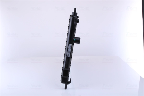 Radiador de esfriamento de motor Nissens 63252A preço, a partir de 73,71 USD