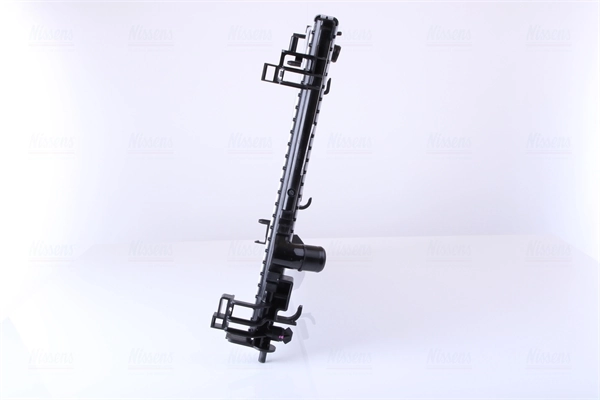 Compre 606472 Nissens Radiador de esfriamento de motor